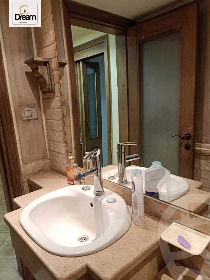 https://aqarmap.com.eg/en/listing/5845304-for-rent-cairo-dokki-mohey-el-din-abo-el-ezz