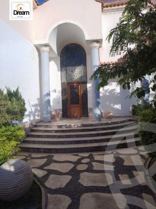 https://aqarmap.com.eg/en/listing/5329779-for-sale-cairo-el-sheikh-zayed-city-compounds-zayed-2000