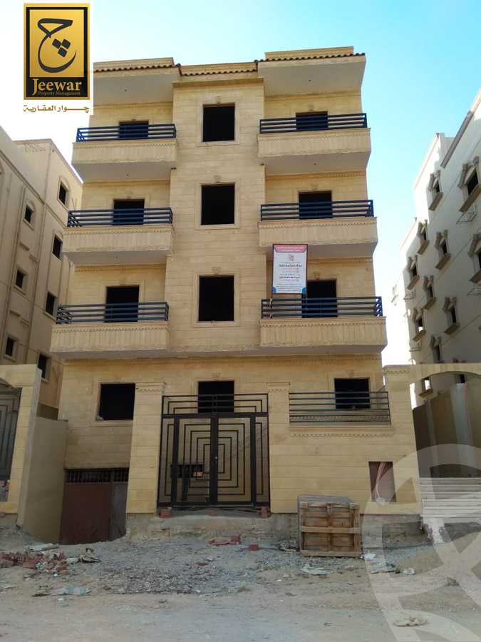 https://aqarmap.com.eg/ar/listing/2806670-for-sale-cairo-6th-of-october-el-tawsaat-el-shamalya-district-300