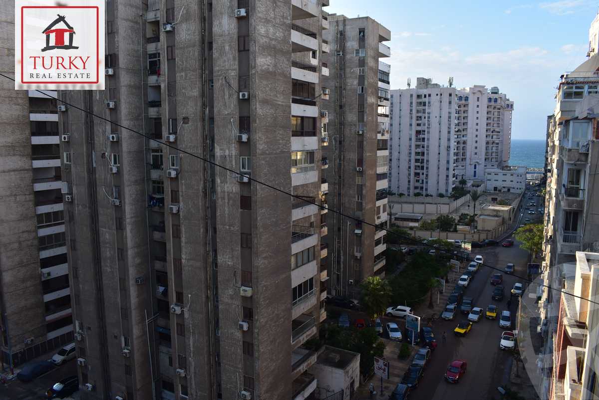 https://aqarmap.com.eg/ar/listing/3791419-for-sale-alexandria-roshdy-al-moaaskar-al-romani-st