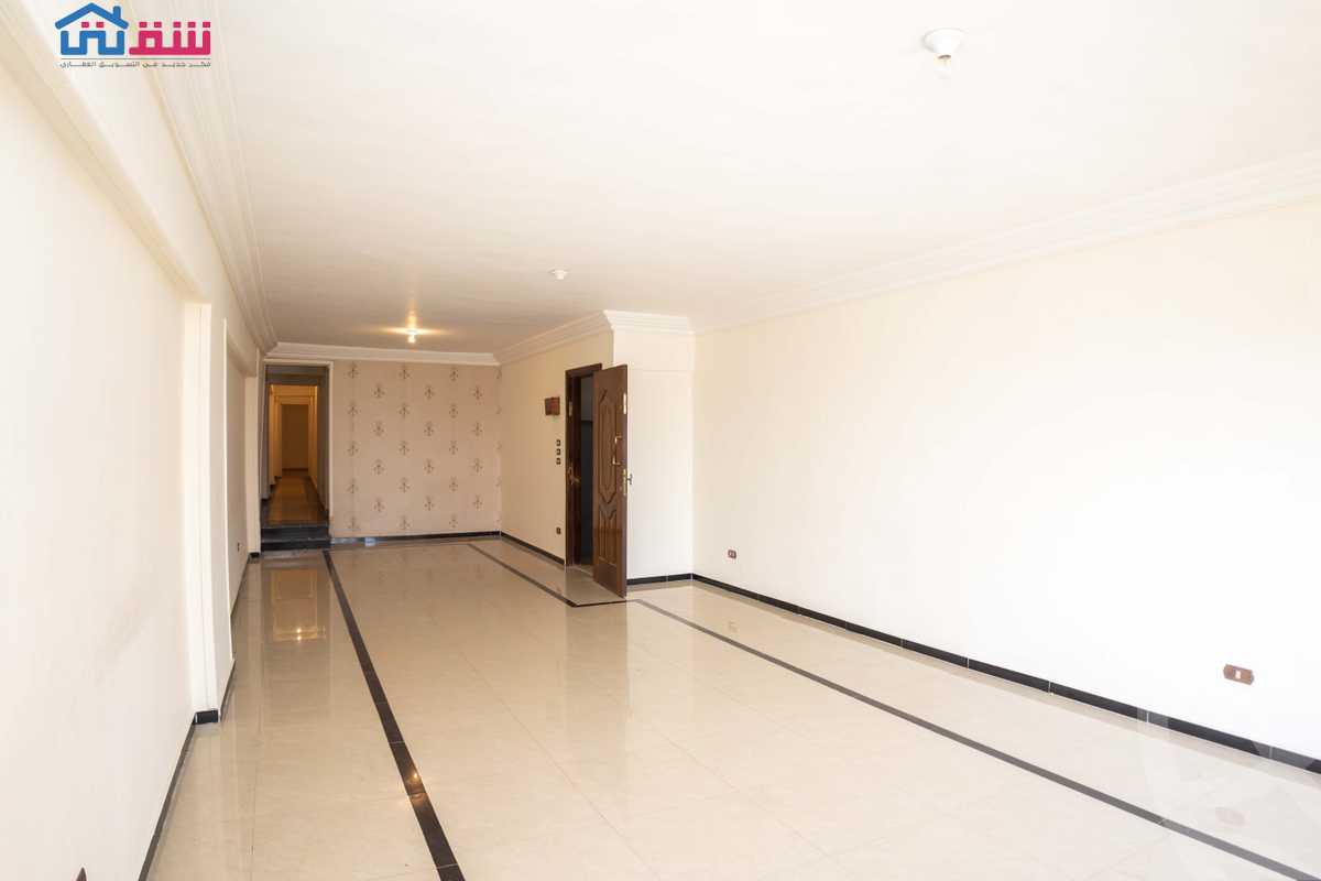 https://aqarmap.com.eg/ar/listing/4170727-for-sale-alexandria-kafr-abdo-shr-lsyd-skyn-bnt-lhsyn