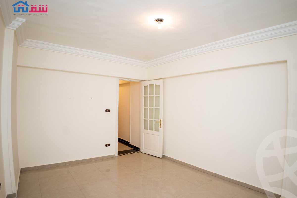 https://aqarmap.com.eg/ar/listing/4170727-for-sale-alexandria-kafr-abdo-shr-lsyd-skyn-bnt-lhsyn
