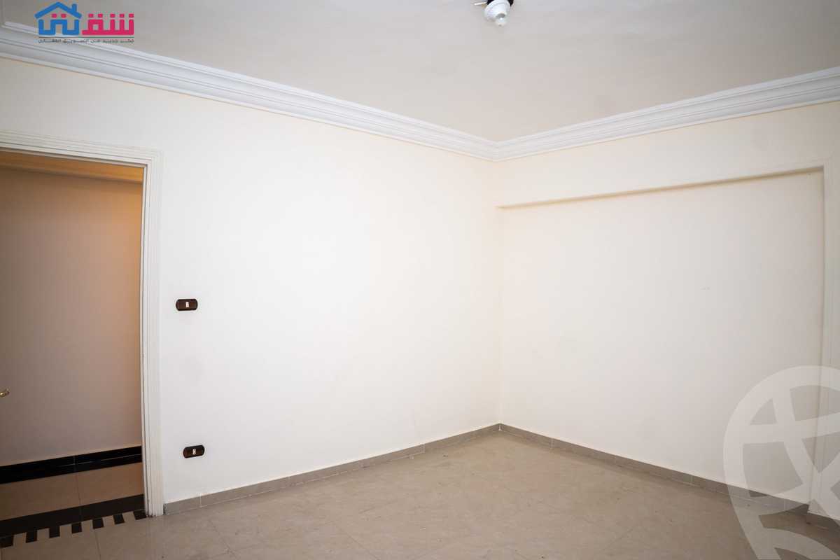 https://aqarmap.com.eg/ar/listing/4170727-for-sale-alexandria-kafr-abdo-shr-lsyd-skyn-bnt-lhsyn