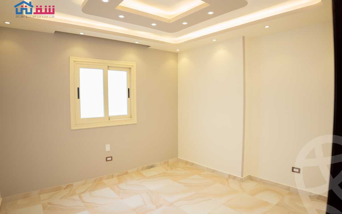 https://aqarmap.com.eg/en/listing/4178501-for-sale-alexandria-kafr-abdo-sant-square-st