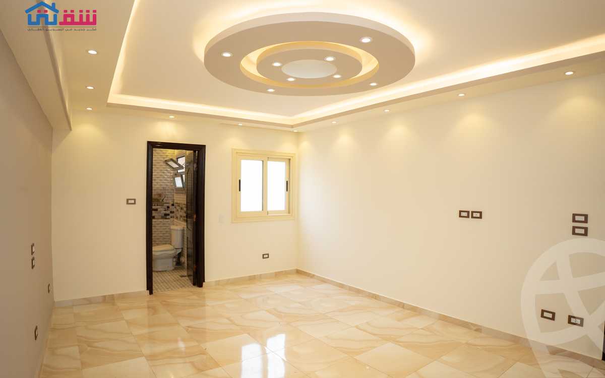 https://aqarmap.com.eg/en/listing/4178501-for-sale-alexandria-kafr-abdo-sant-square-st