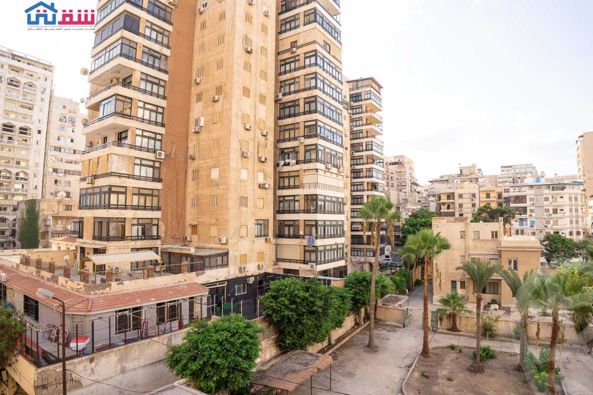 https://aqarmap.com.eg/en/listing/4180475-for-sale-alexandria-ganaklis-shr-bw-qyr-tryq-lhry