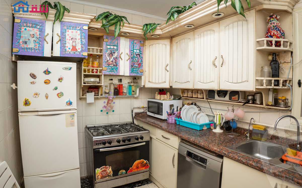 https://aqarmap.com.eg/ar/listing/4209896-for-sale-alexandria-kafr-abdo-sant-giyn-st