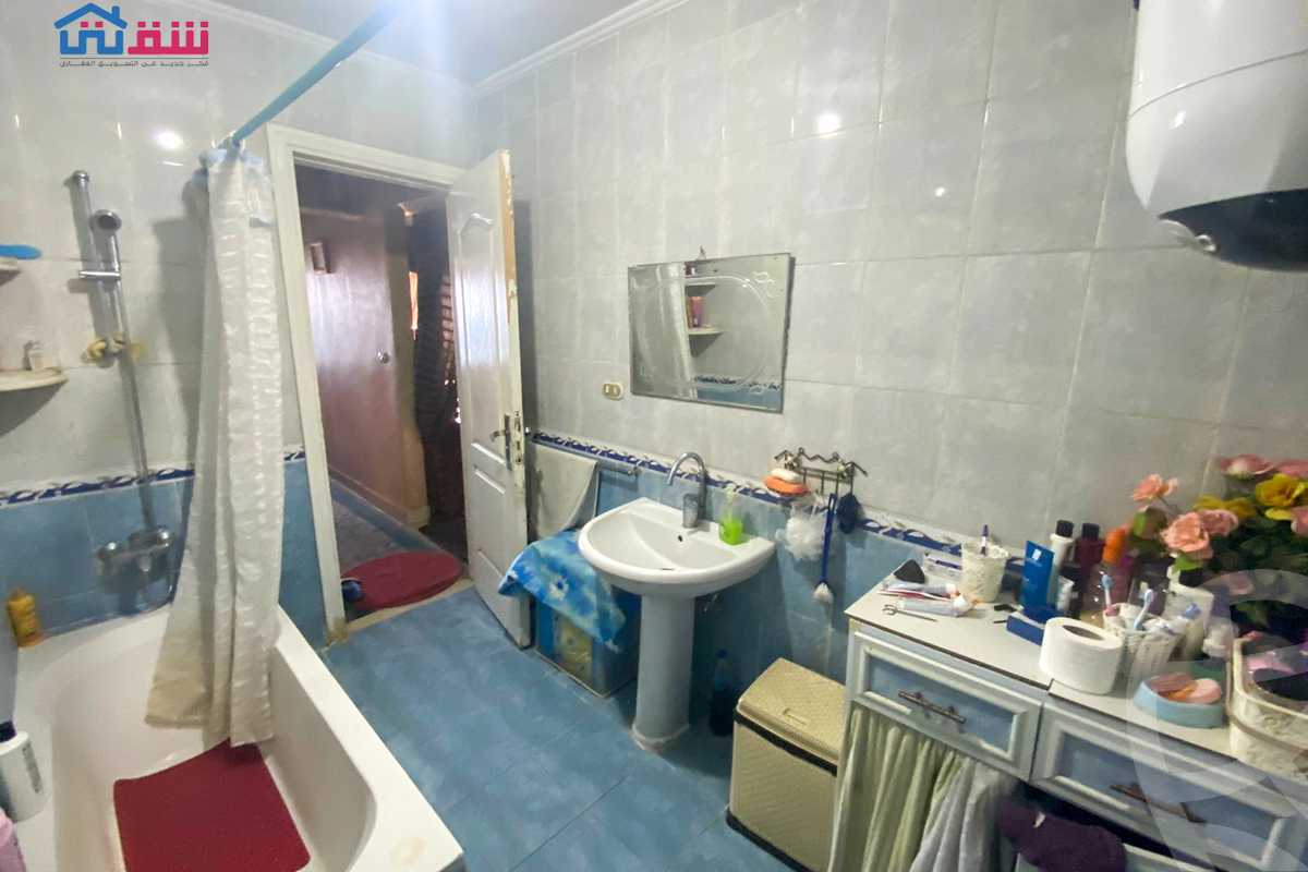 https://aqarmap.com.eg/en/listing/4284867-for-sale-alexandria-el-montazah-mohammed-naguib-square