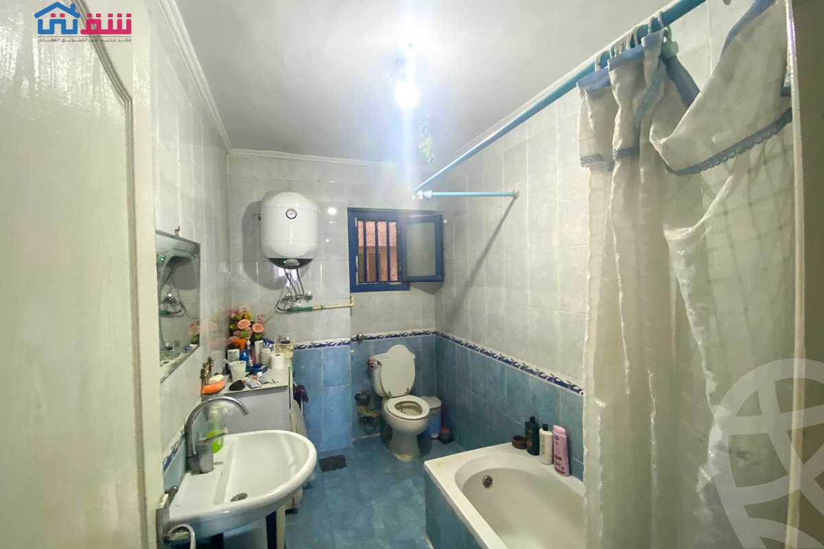 https://aqarmap.com.eg/en/listing/4284867-for-sale-alexandria-el-montazah-mohammed-naguib-square