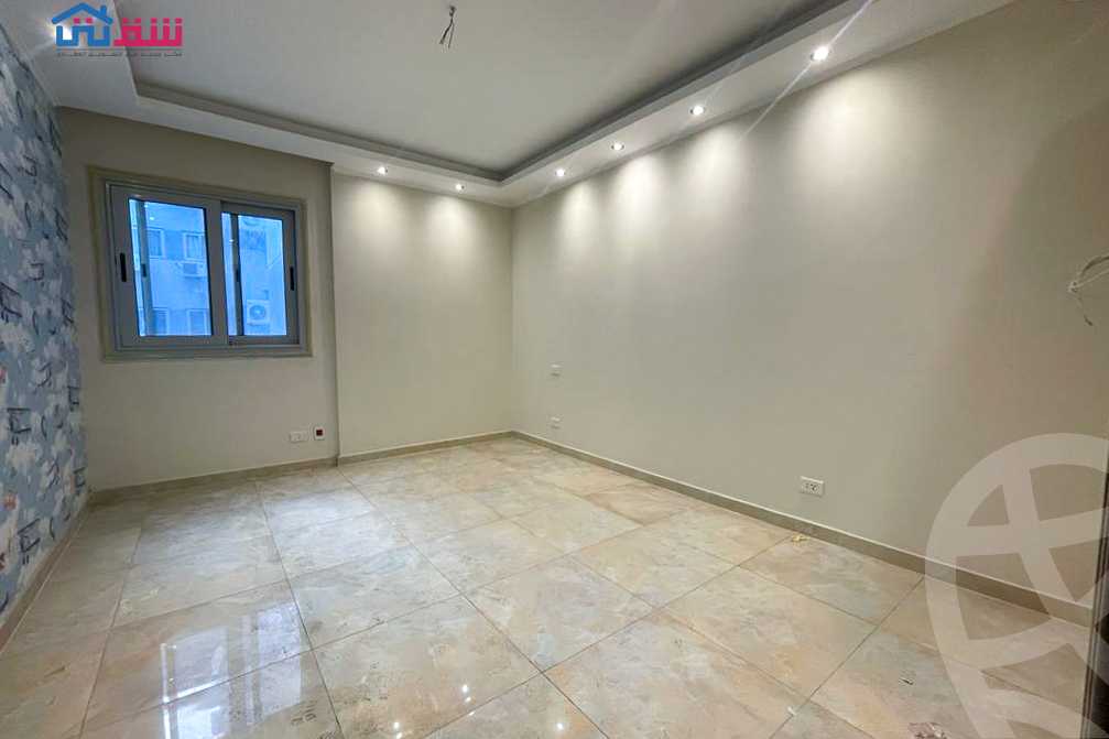 https://aqarmap.com.eg/en/listing/4307057-for-rent-alexandria-lauran-shaarawy-st