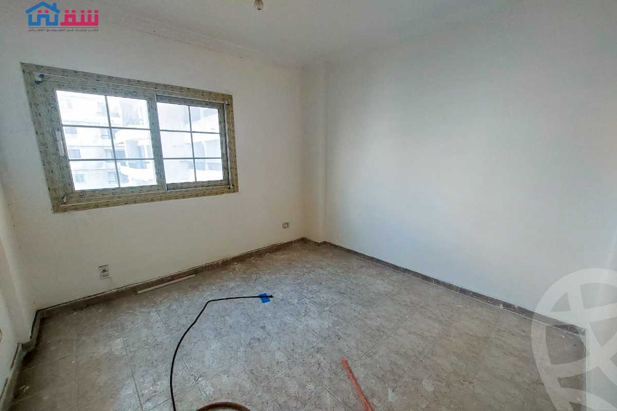 https://aqarmap.com.eg/ar/listing/4320167-for-sale-alexandria-miami-khld-bn-lwlyd