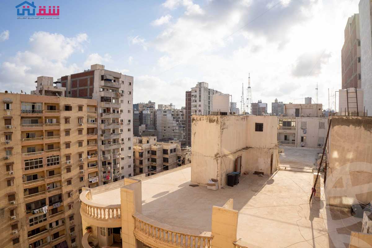 https://aqarmap.com.eg/en/listing/4364424-for-sale-alexandria-ganaklis-shr-mrtdy-bsh