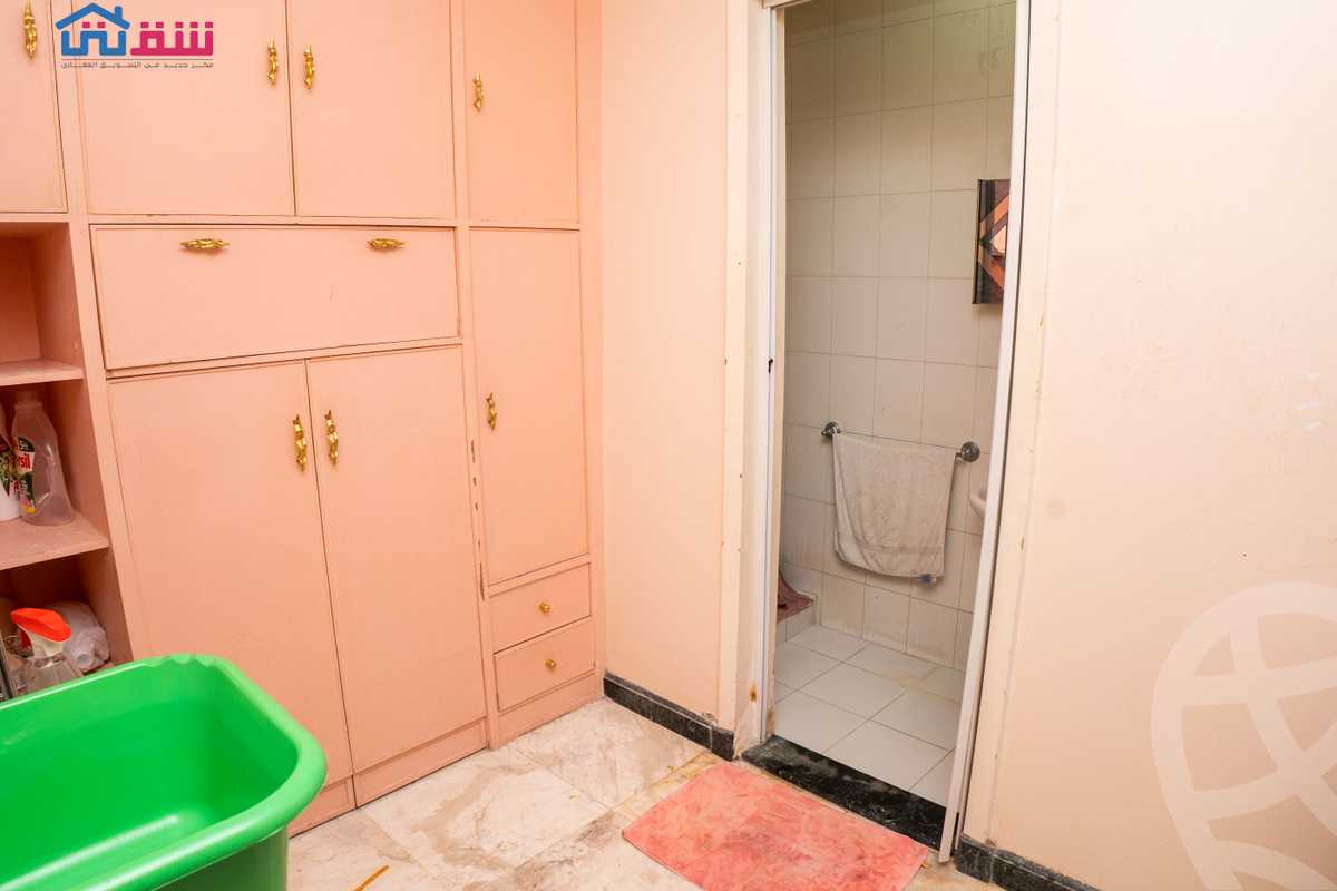 https://aqarmap.com.eg/en/listing/4371531-for-sale-alexandria-zezenia-abd-el-salam-aref-st