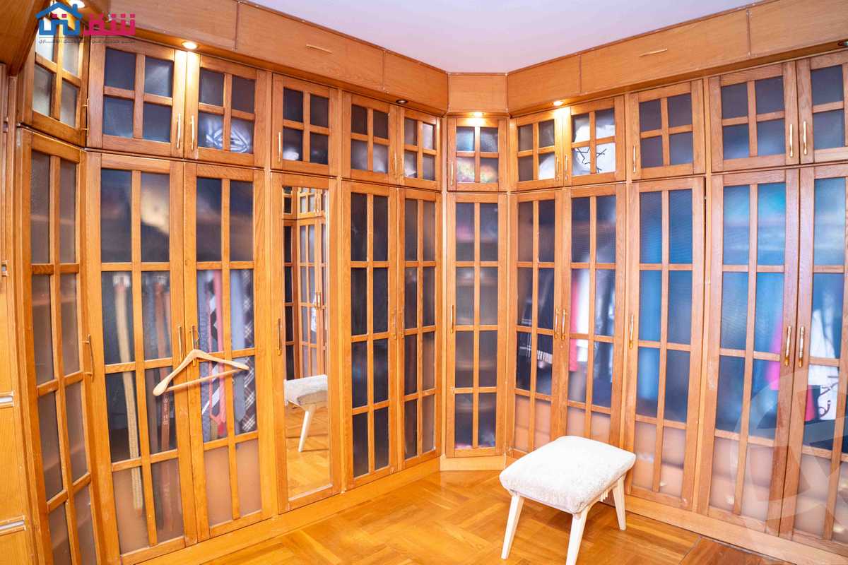 https://aqarmap.com.eg/en/listing/4371531-for-sale-alexandria-zezenia-abd-el-salam-aref-st