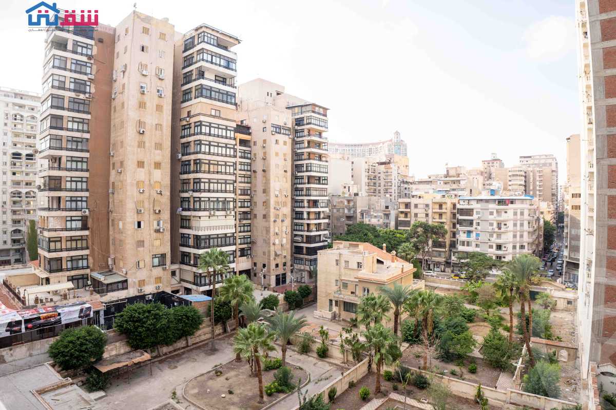 https://aqarmap.com.eg/en/listing/4378567-for-sale-alexandria-ganaklis-shr-bw-qyr-tryq-lhry