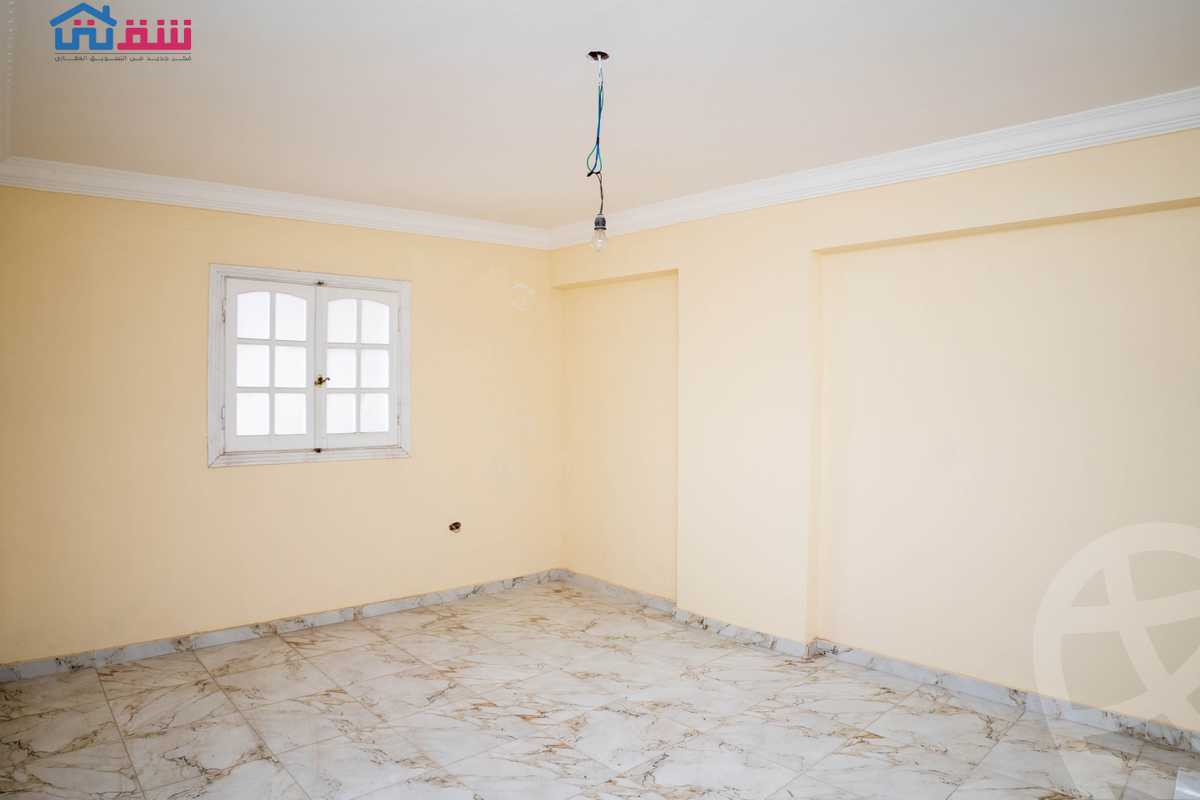 https://aqarmap.com.eg/en/listing/4383491-for-sale-alexandria-ganaklis-shr-mrtdy-bsh