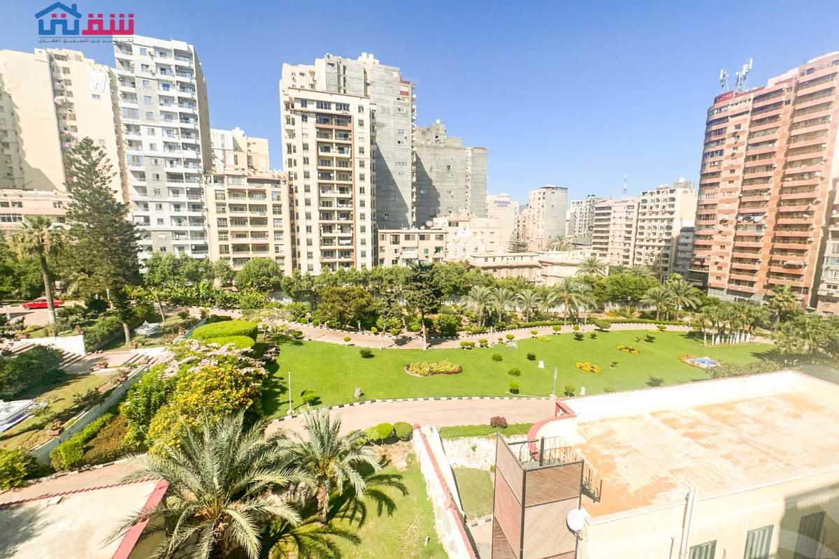 https://aqarmap.com.eg/ar/listing/4939515-for-sale-alexandria-saba-basha-abd-al-monsef-ghazi-st