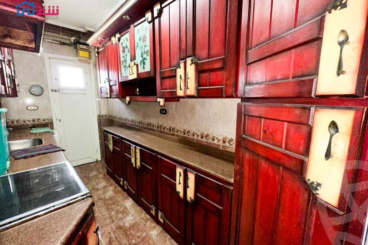 https://aqarmap.com.eg/en/listing/5324303-for-sale-alexandria-kafr-abdo-khaleel-basha-st
