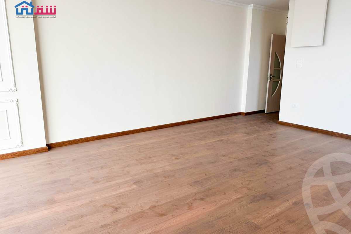 https://aqarmap.com.eg/ar/listing/5356629-for-rent-alexandria-stanley-abd-el-aziz-fahmy-st
