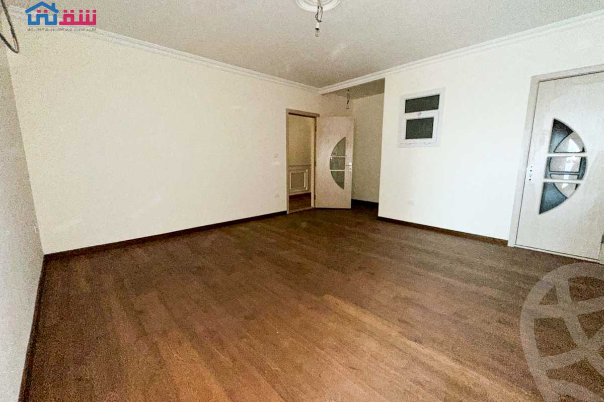 https://aqarmap.com.eg/ar/listing/5356629-for-rent-alexandria-stanley-abd-el-aziz-fahmy-st