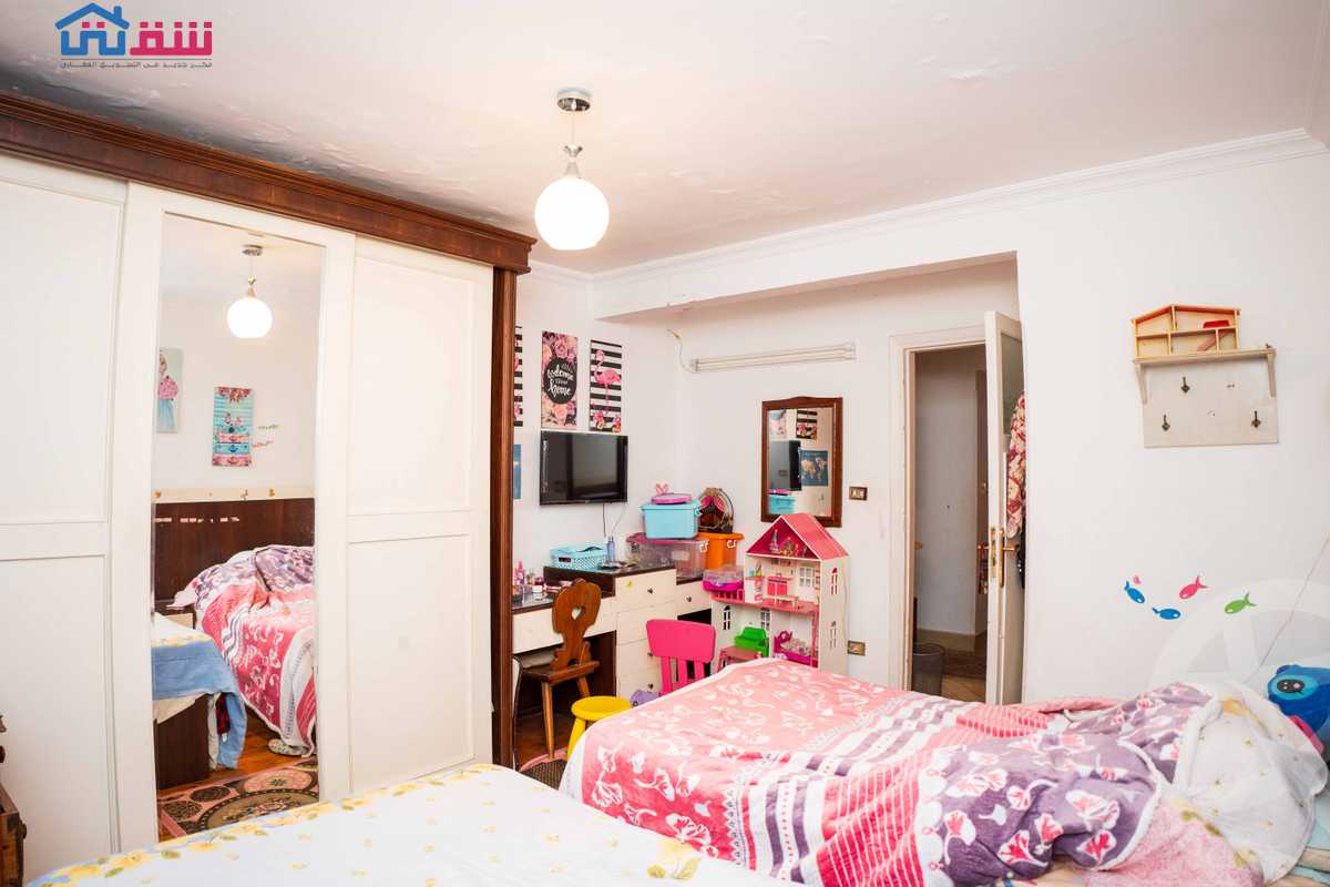 https://aqarmap.com.eg/ar/listing/5409453-for-sale-alexandria-roshdy-al-fereid-layan-st
