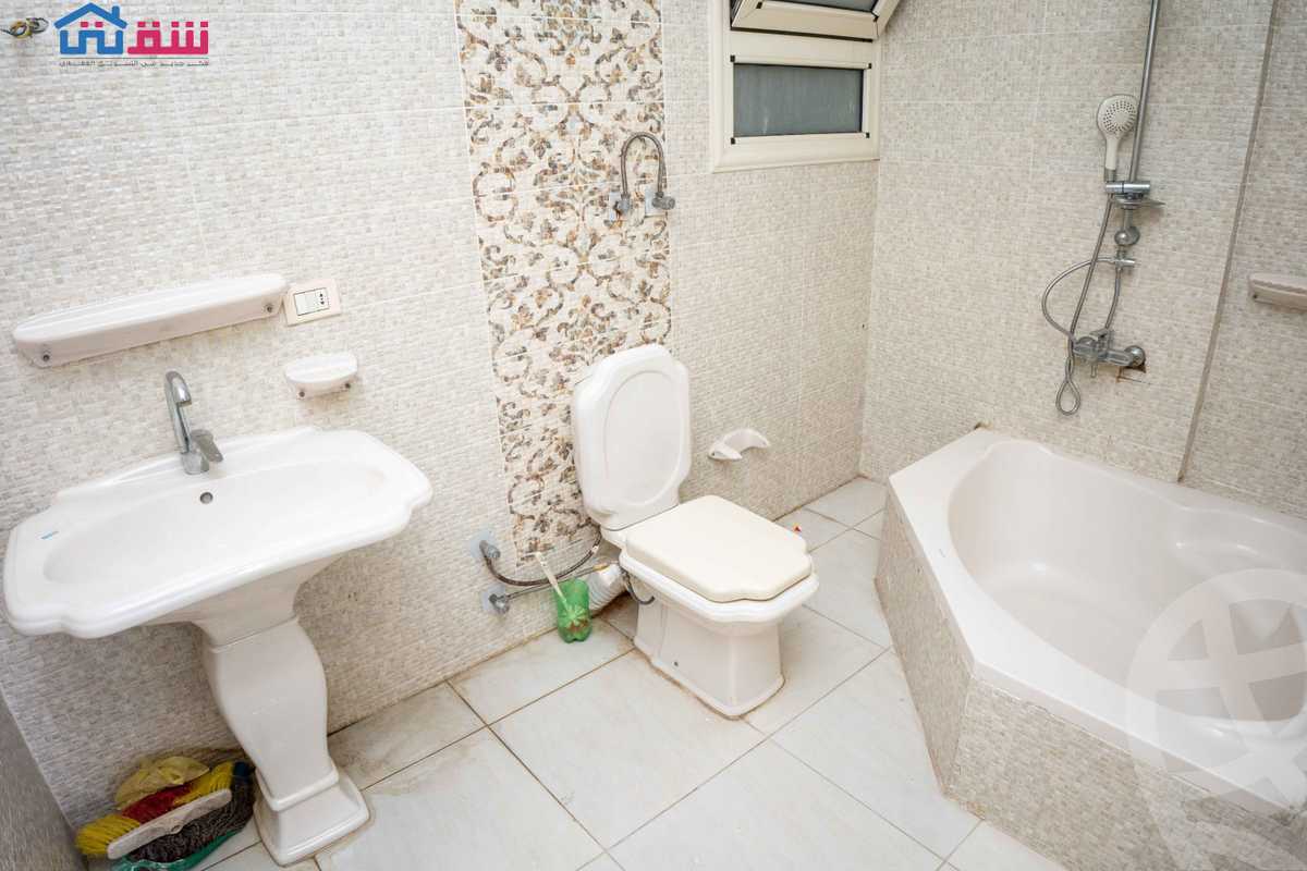 https://aqarmap.com.eg/en/listing/5426242-for-sale-alexandria-camp-cesar-port-said-street