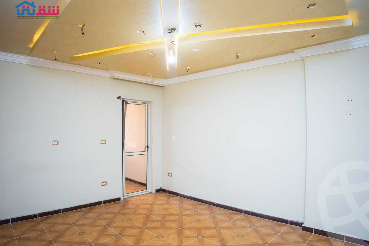 https://aqarmap.com.eg/ar/listing/5428357-for-sale-alexandria-lauran
