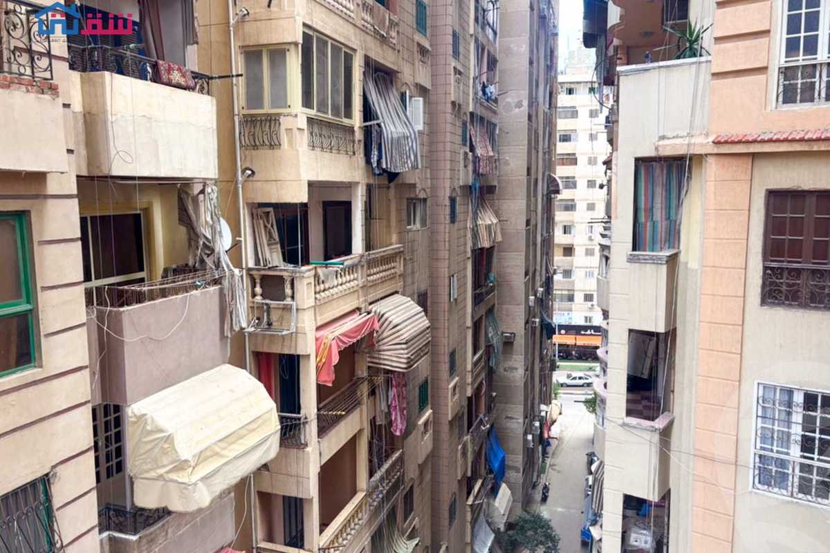 https://aqarmap.com.eg/ar/listing/5435413-for-sale-alexandria-miami-mahmoud-el-isawy-st