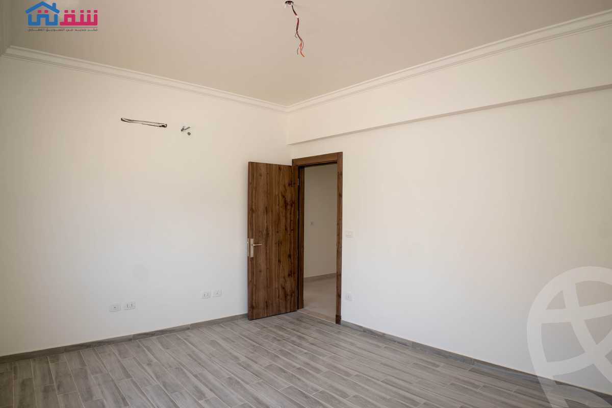 https://aqarmap.com.eg/ar/listing/5490724-for-sale-alexandria-smouha-compounds-in-smouha-meadows-villas-compound-orouba-misr