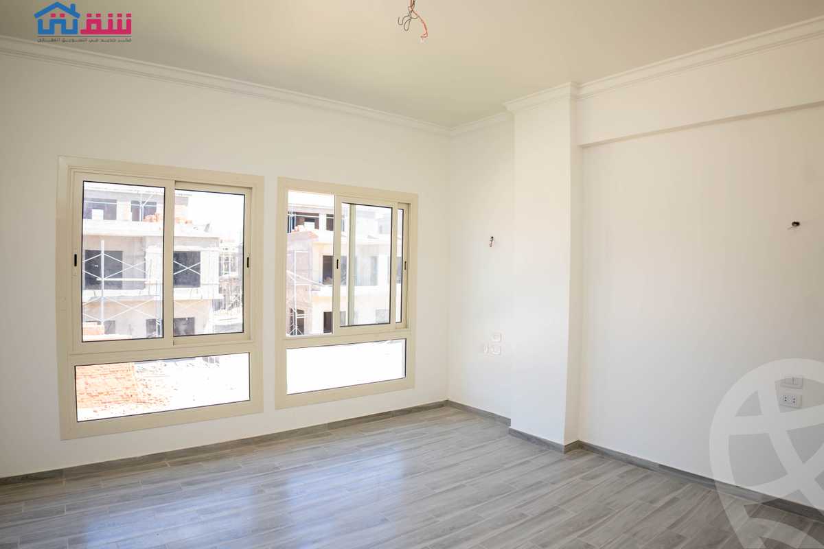 https://aqarmap.com.eg/ar/listing/5490724-for-sale-alexandria-smouha-compounds-in-smouha-meadows-villas-compound-orouba-misr