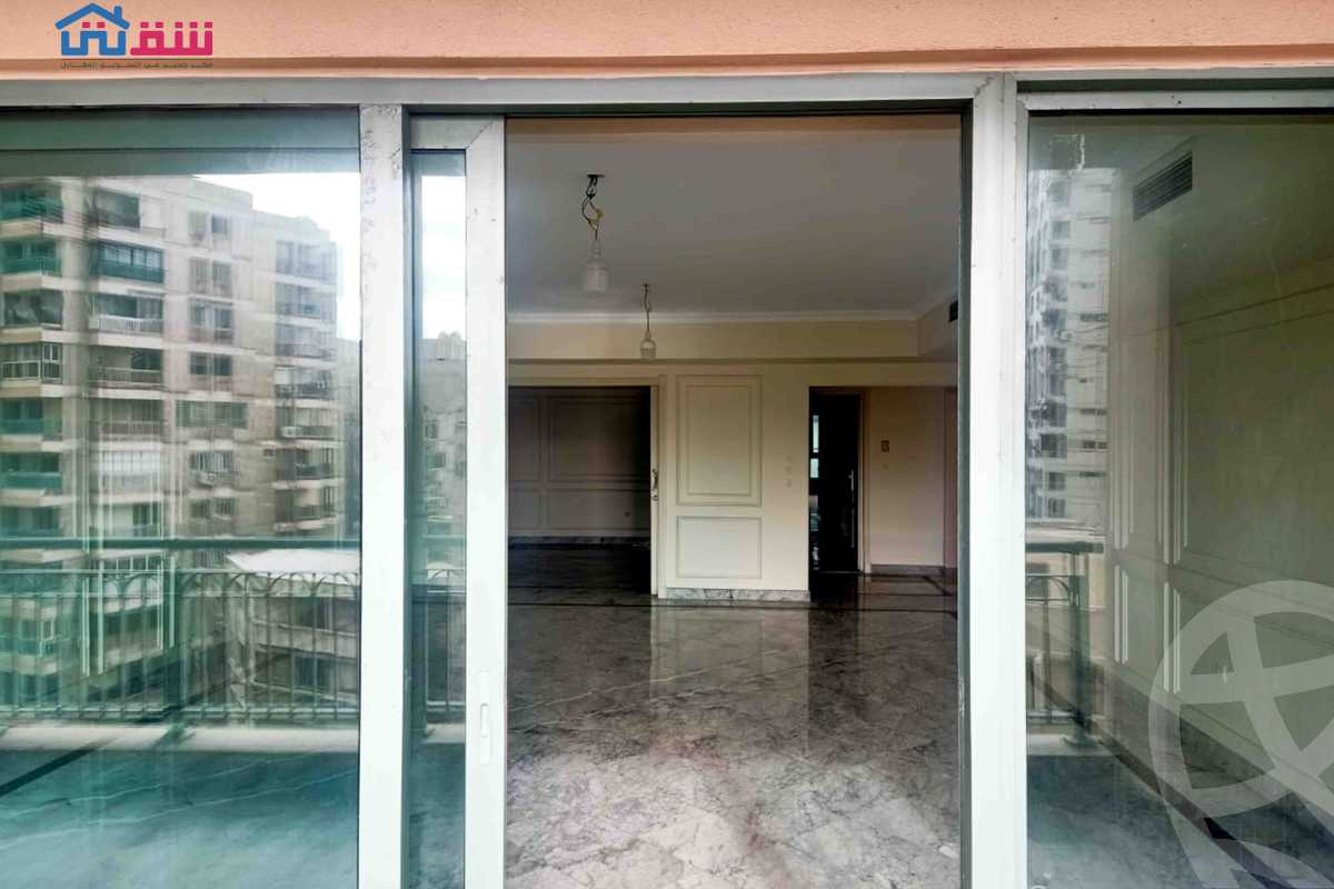 https://aqarmap.com.eg/ar/listing/6637529-for-sale-alexandria-sn-styfnw-san-stefano-grand-plaza