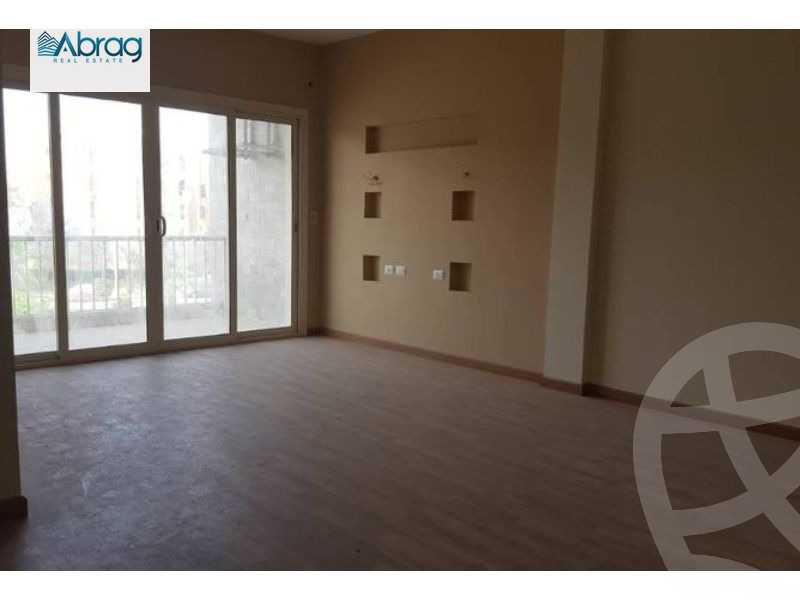 https://aqarmap.com.eg/ar/listing/5782867-for-sale-cairo-el-sheikh-zayed-city-compounds-dh-drys