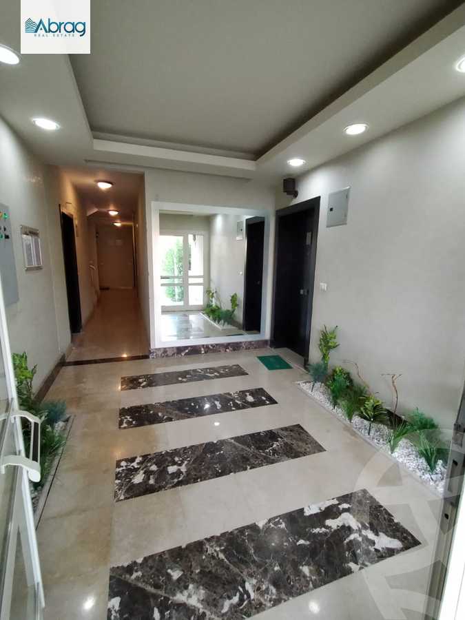 https://aqarmap.com.eg/ar/listing/5782867-for-sale-cairo-el-sheikh-zayed-city-compounds-dh-drys