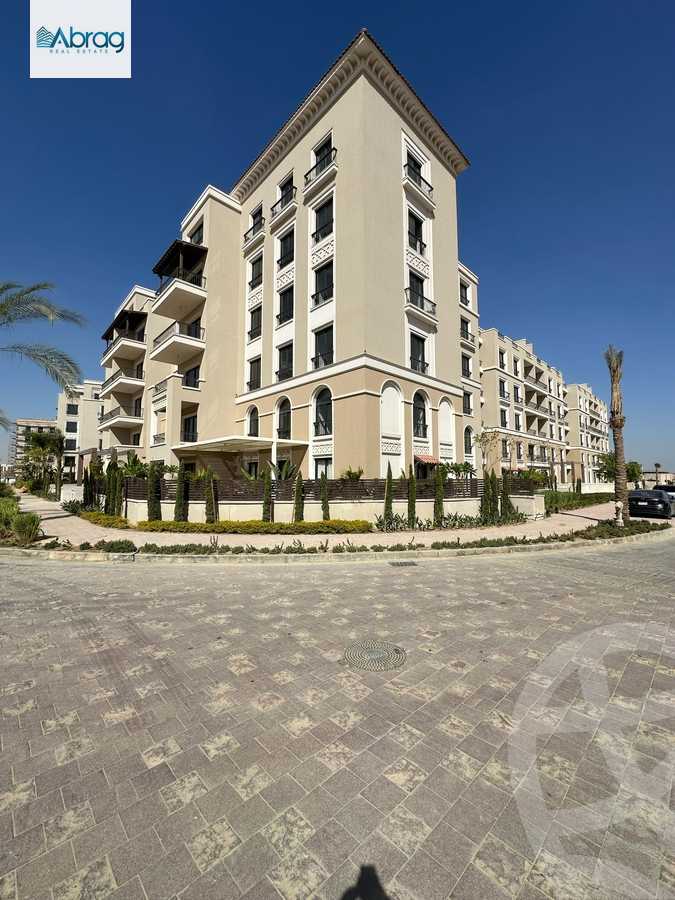 https://aqarmap.com.eg/en/listing/5792363-for-sale-cairo-el-sheikh-zayed-city-compounds-kmbwnd-fyldj-wyst-dr-llttwyr