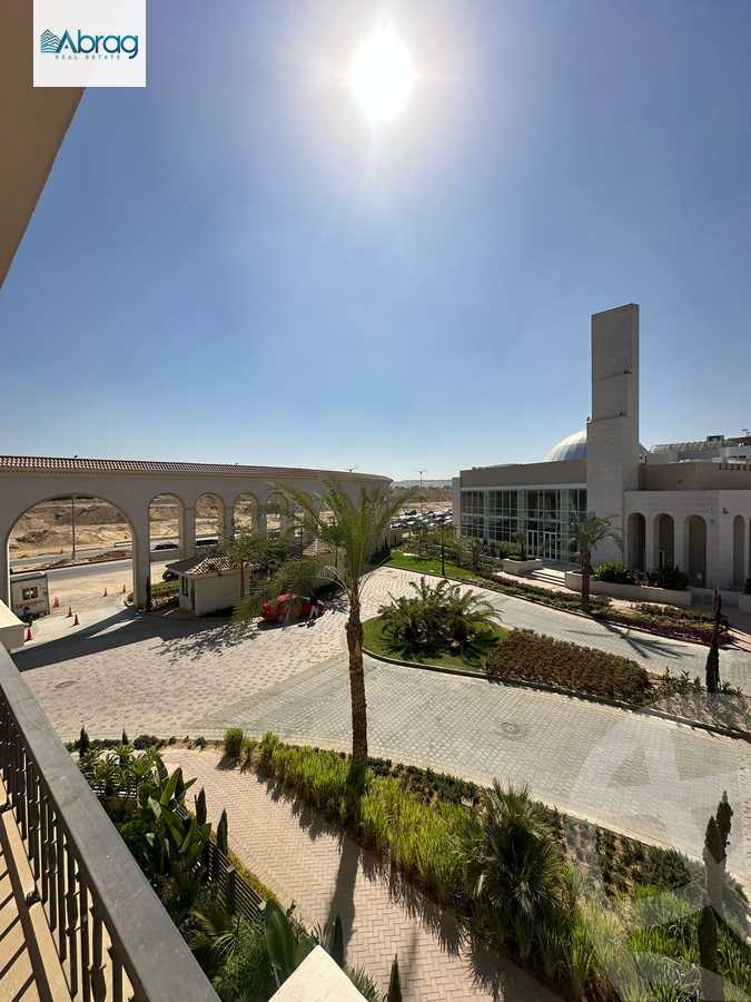 https://aqarmap.com.eg/ar/listing/5792408-for-sale-cairo-el-sheikh-zayed-city-compounds-kmbwnd-fyldj-wyst-dr-llttwyr