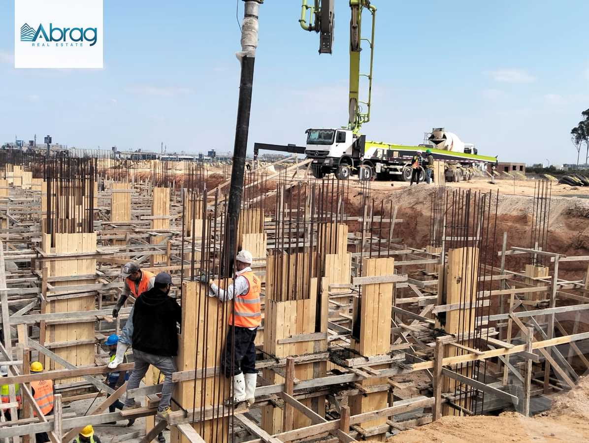 https://aqarmap.com.eg/en/listing/5835519-for-sale-cairo-el-sheikh-zayed-city-compounds-rovan-views-compound-epd