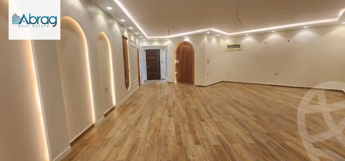 https://aqarmap.com.eg/en/listing/5889272-for-sale-cairo-6th-of-october-el-ahyaa-neighborhood-4th-ahmed-samy-st