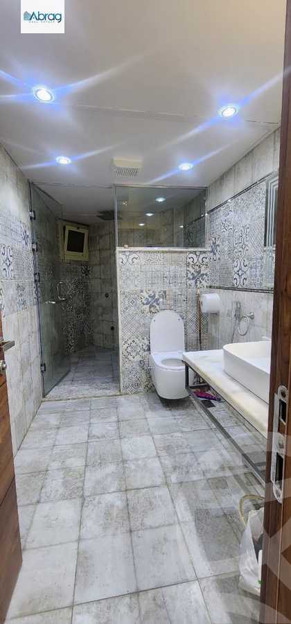 https://aqarmap.com.eg/en/listing/5889272-for-sale-cairo-6th-of-october-el-ahyaa-neighborhood-4th-ahmed-samy-st