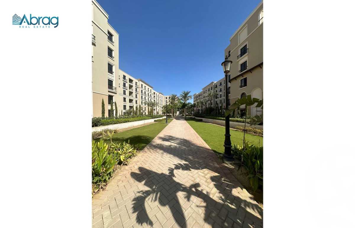 https://aqarmap.com.eg/ar/listing/5923981-for-sale-cairo-el-sheikh-zayed-city-compounds-kmbwnd-fyldj-wyst-dr-llttwyr