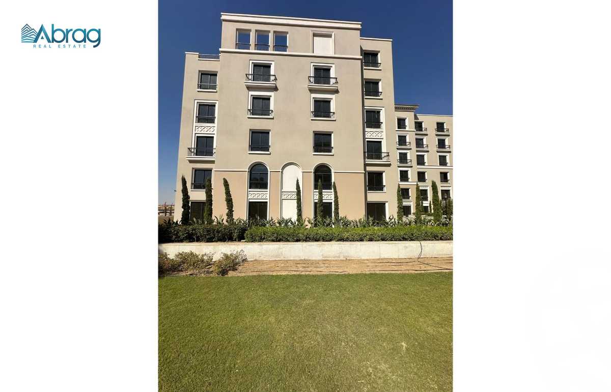https://aqarmap.com.eg/ar/listing/5923981-for-sale-cairo-el-sheikh-zayed-city-compounds-kmbwnd-fyldj-wyst-dr-llttwyr