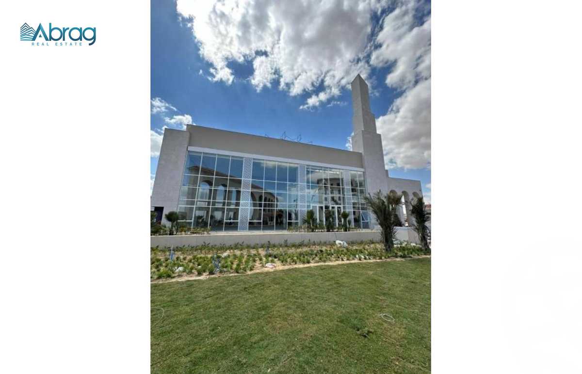https://aqarmap.com.eg/ar/listing/5923981-for-sale-cairo-el-sheikh-zayed-city-compounds-kmbwnd-fyldj-wyst-dr-llttwyr