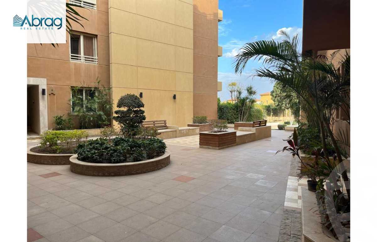 https://aqarmap.com.eg/en/listing/5948381-for-sale-cairo-6th-of-october-compounds-dream-land-flower-resort