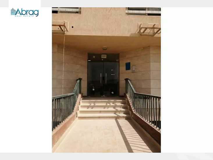 https://aqarmap.com.eg/en/listing/6018583-for-sale-cairo-el-sheikh-zayed-city-compounds-hadayek-el-mohandiseen
