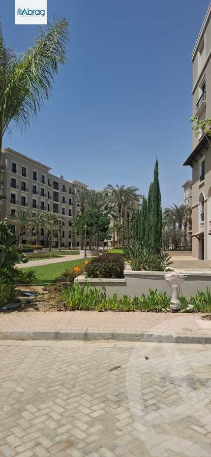 https://aqarmap.com.eg/en/listing/6023537-for-sale-cairo-el-sheikh-zayed-city-compounds-kmbwnd-fyldj-wyst-dr-llttwyr