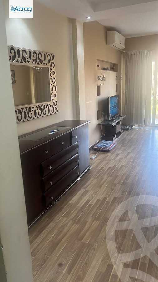 https://aqarmap.com.eg/en/listing/6029258-for-rent-cairo-el-sheikh-zayed-city-compounds-dh-drys
