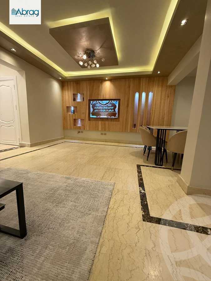 https://aqarmap.com.eg/en/listing/6111801-for-rent-cairo-el-sheikh-zayed-city-compounds-beverly-hills