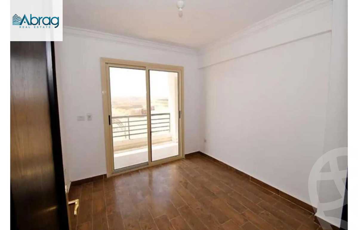 https://aqarmap.com.eg/en/listing/6118336-for-sale-cairo-el-sheikh-zayed-city-lshykh-zyd-ljdyd-west-view-residence-hdp