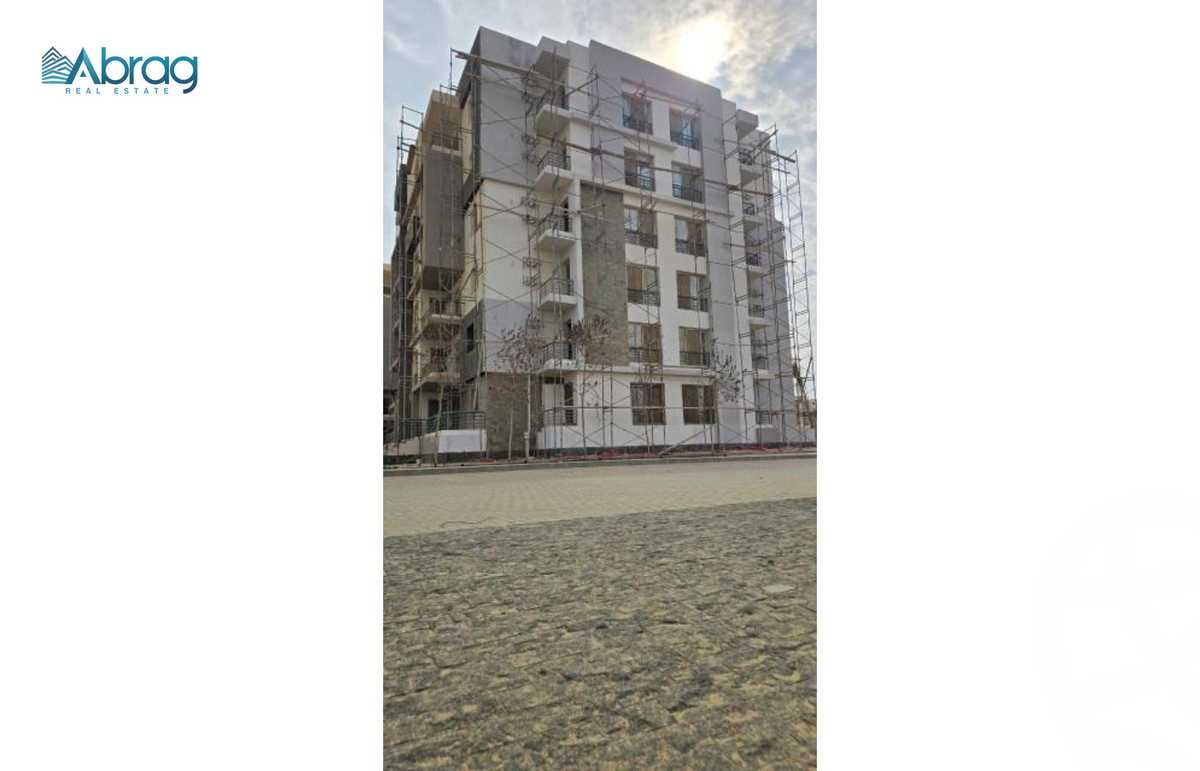 https://aqarmap.com.eg/en/listing/6118336-for-sale-cairo-el-sheikh-zayed-city-lshykh-zyd-ljdyd-west-view-residence-hdp