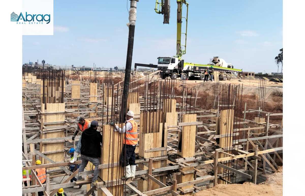 https://aqarmap.com.eg/en/listing/6138890-for-sale-cairo-el-sheikh-zayed-city-compounds-rovan-city-epd