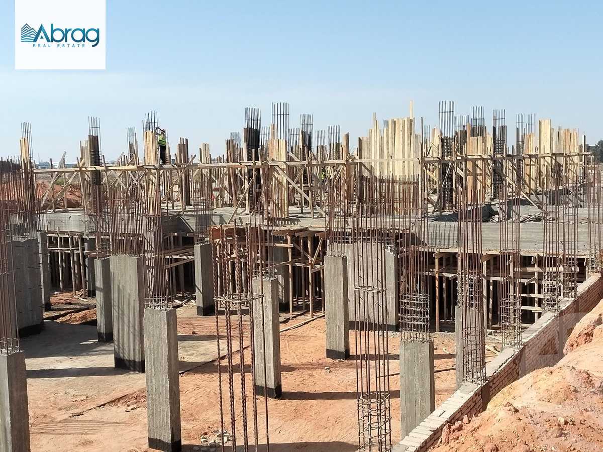 https://aqarmap.com.eg/en/listing/6138920-for-sale-cairo-el-sheikh-zayed-city-compounds-rovan-city-epd